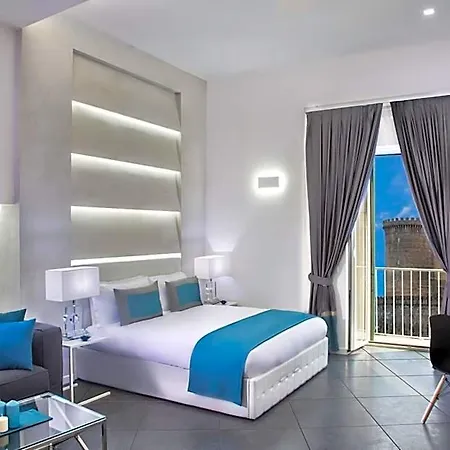 Carten 3* Naples