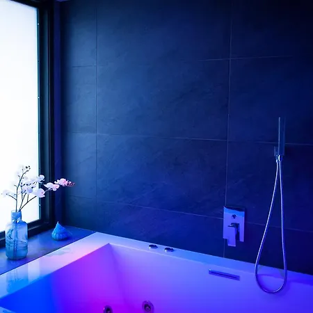 Oda ve Kahvaltı Carten 3*